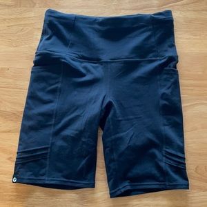 Oiselle 7” spandex running short size 4